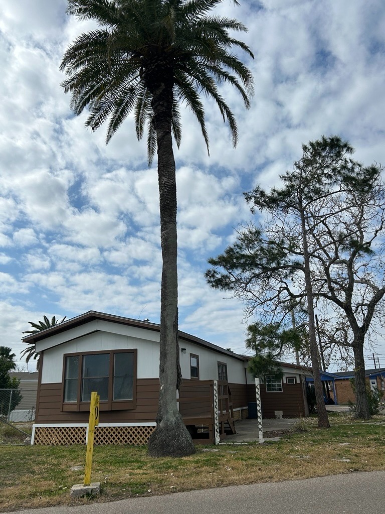 Marina Village MHC & RV Park exterior of home for sale