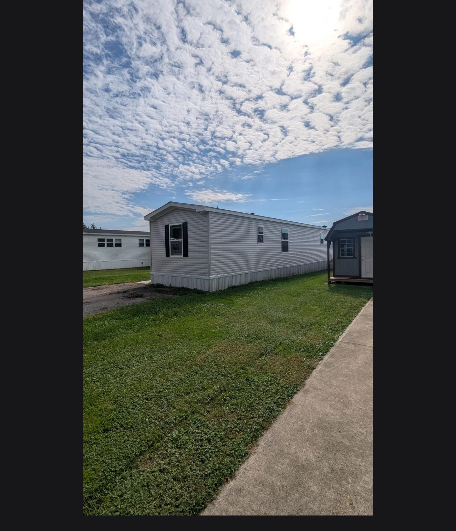 Harbor Terrace Mobile Home Community exterior of home for sale